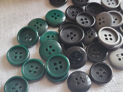 Lot 35 boutons vintage 3 séries panaché vert noir gris 1,3 cm ref 5150