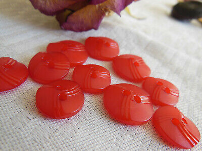 Panaché lot 10 petits boutons vintage rouge mat  1,3 et 1,5 cm G8E