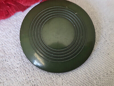 Gros bouton ancien vert travaillé pied laiton diamètre 3,1 cm G9