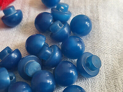 Lot 18 mini boutons vintage bleu demi sphère à pied diamètre 0,9 cm ref 890