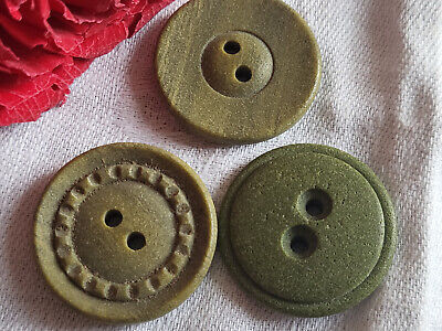 Trio gros boutons vintage vert effet poreux diamètre 2,7 cm ref 5143