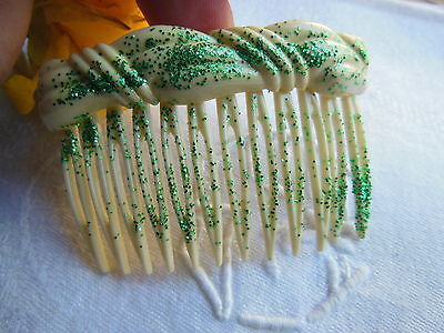 Ancien peigne vintage crème paillette verte hair combs jamais utilisé 