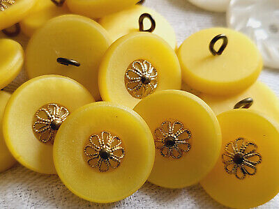 Lot 10 boutons élégants vintage jaune motif filigrané doré 1,8 cm pied ref 1027