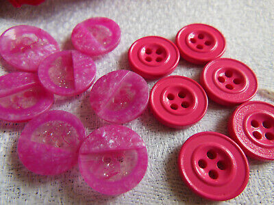 lot 13 boutons vintage panaché 2 series rose diamètre  1,4 cm ref 494