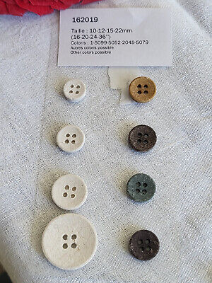 lot 8 boutons moderne vers 2000 effet recyclé  1 à 2,2 cm  representant T17