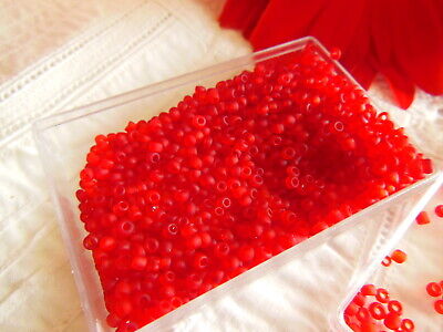 Lot environ 20 grammes de perles de rocaille rouge mat   n°98