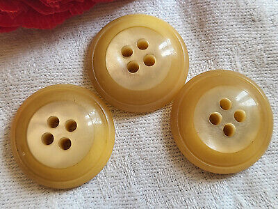 Trio boutons anciens beige et nacré blanc  4 trous bombé 2,3 cm D6F