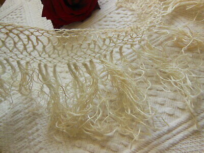 Dentelle ancienne a frange bas rideau  36 cm  sur 13 cm T3-41