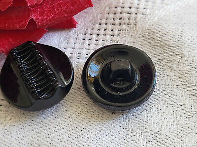 Duo boutons anciens en verre noir fort relief à pied 1,7 cm ref 5269