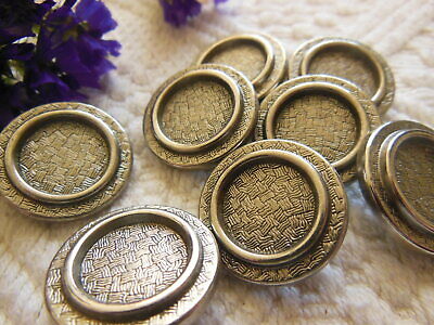 Lot 8 boutons vintage argenté a pied  fond effet damas 2,2 cm ref 272