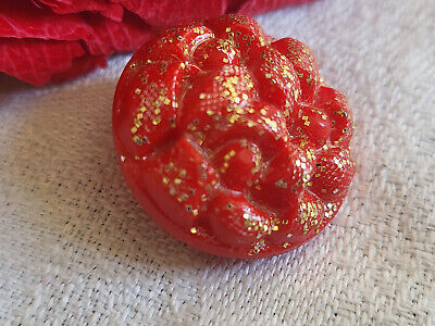 Bouton ancien en  verre vintage rouge paillette doré  diamètre: 2,1 cm ref 2684