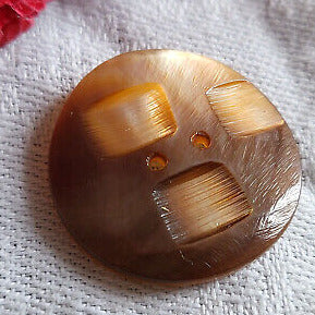 Collection bouton ancien en nacre ciselé marron orange superbe  2,3 cm G11F
