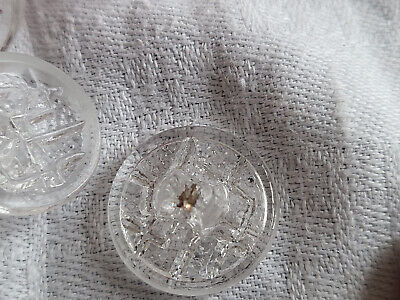 Lot 6 boutons anciens en verre transparent motif creusé 1,8 cm ref 815