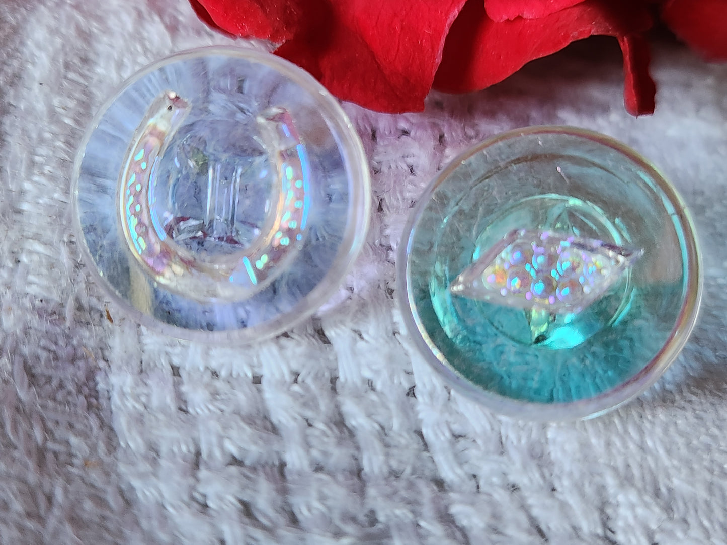 Duo boutons anciens en verre mordoré couleur changeante 1,5 cm D19C