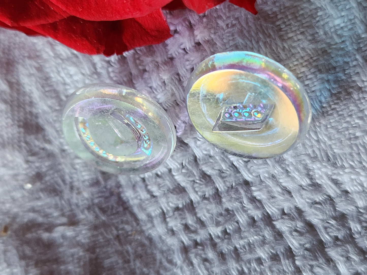 Duo boutons anciens en verre mordoré couleur changeante 1,5 cm D19C