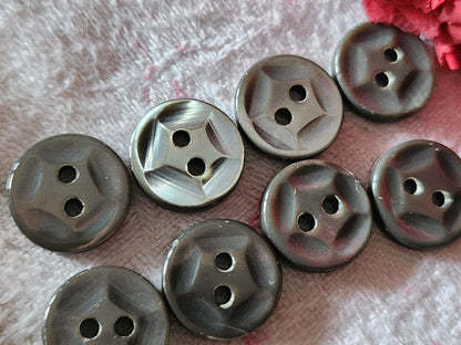 Lot 8 mini boutons anciens en nacre grise ciselé 1,2 cm D4I