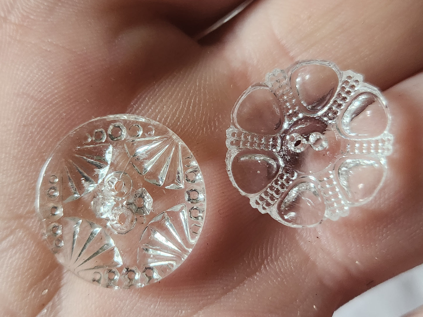 Duo bouton ancien en verre ciselé collection 1,8 et 1,9 cm D4D