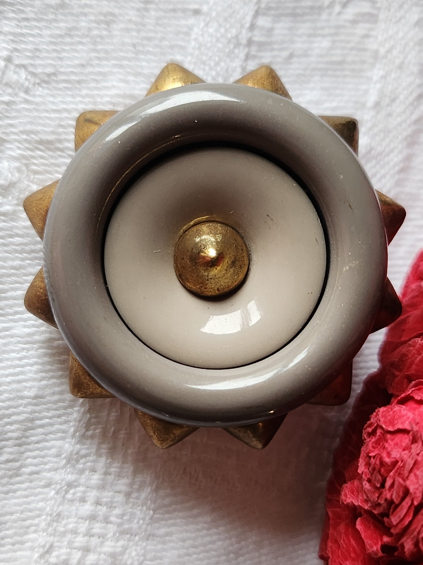 Gros bouton vintage original pique collection parurier 3,8 cm ref 7073
