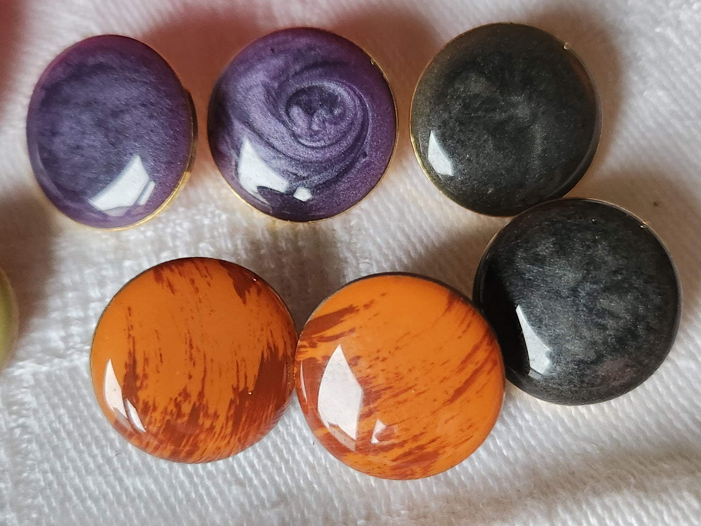 Lot 10 boutons vintage en métal panaché duo 1,5 à 1,8 cm ref 7082