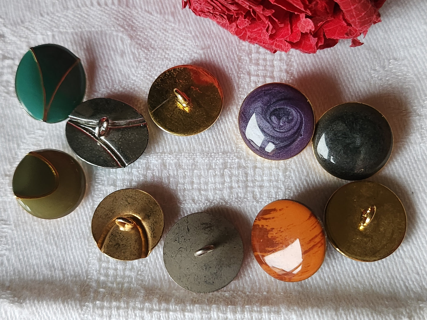 Lot 10 boutons vintage en métal panaché duo 1,5 à 1,8 cm ref 7082