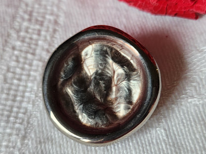 Bouton vintage en verre gris metalisé 2,6 cm pied D18I
