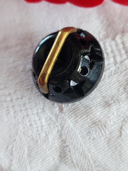 Collection gros bouton ancien etoile ajouré barre metal 2,6 cm ref 1957