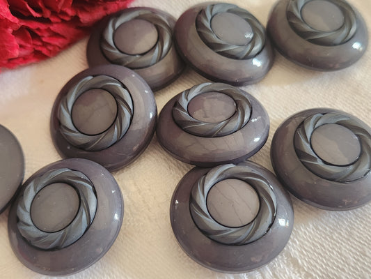Lot 8 boutons vintage gris lumineux travaillé pied  2,2 cm ref 349 cm ref 349