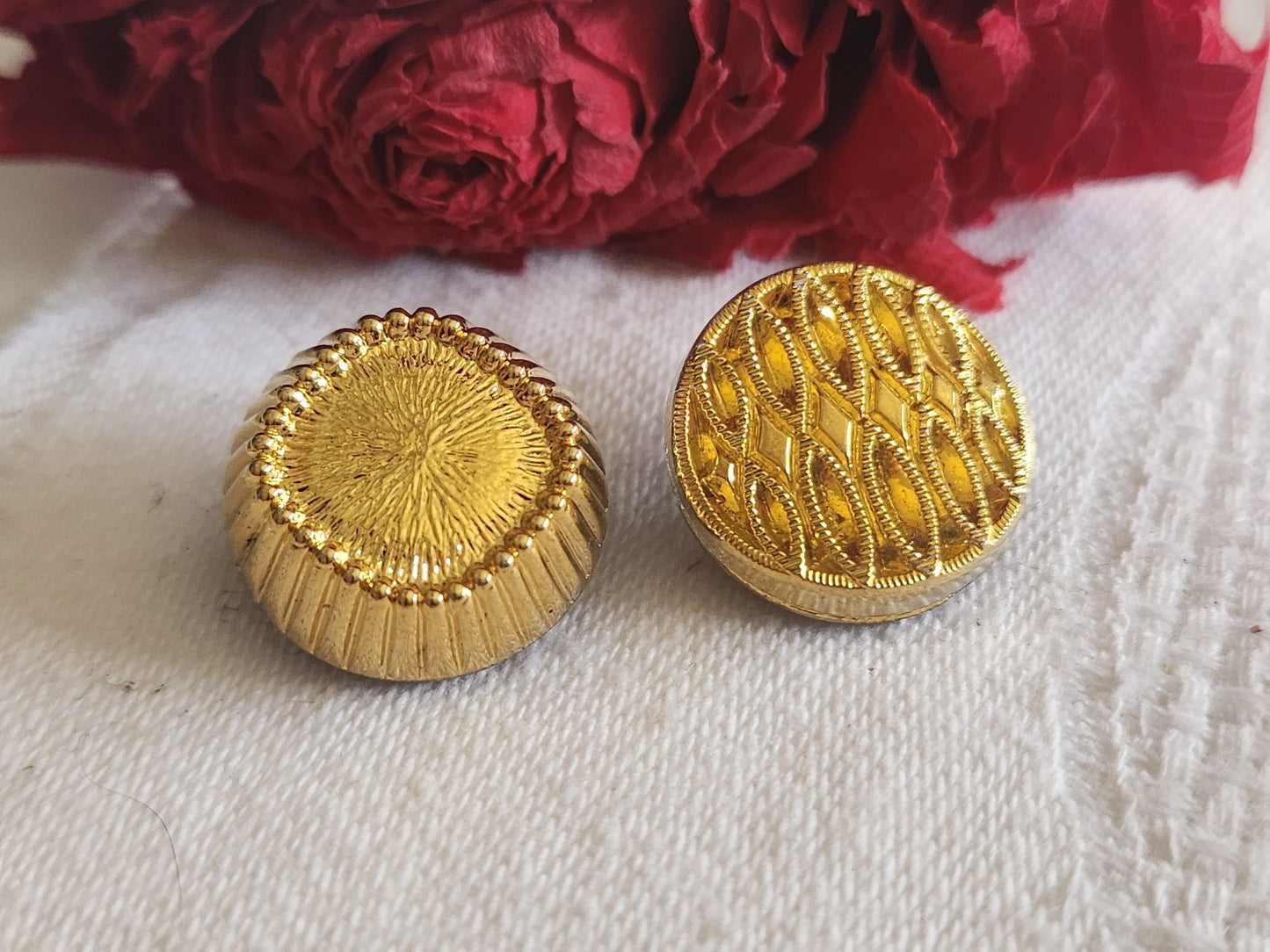 Duo boutons vintage en verre doré pied 1,7 cm G7N