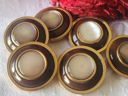 Lot 6 boutons anciens en metal coeur en nacre marron 2,2 cm ref 3769