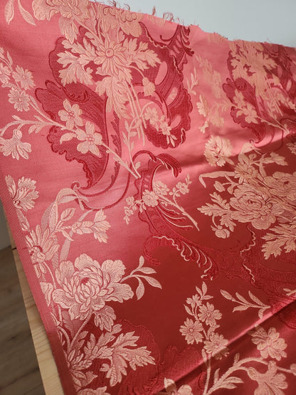 Ancien coupon de tissu damassé rose fleur pivoine broché 126 cm sur 90 cm B4