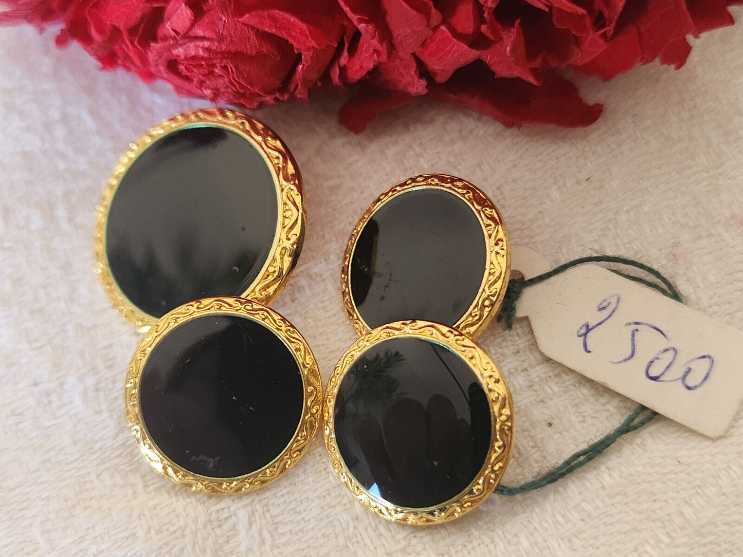 Lot 4 boutons en métal  vintage noir et doré elegants 1,5 et 2 cm D6G