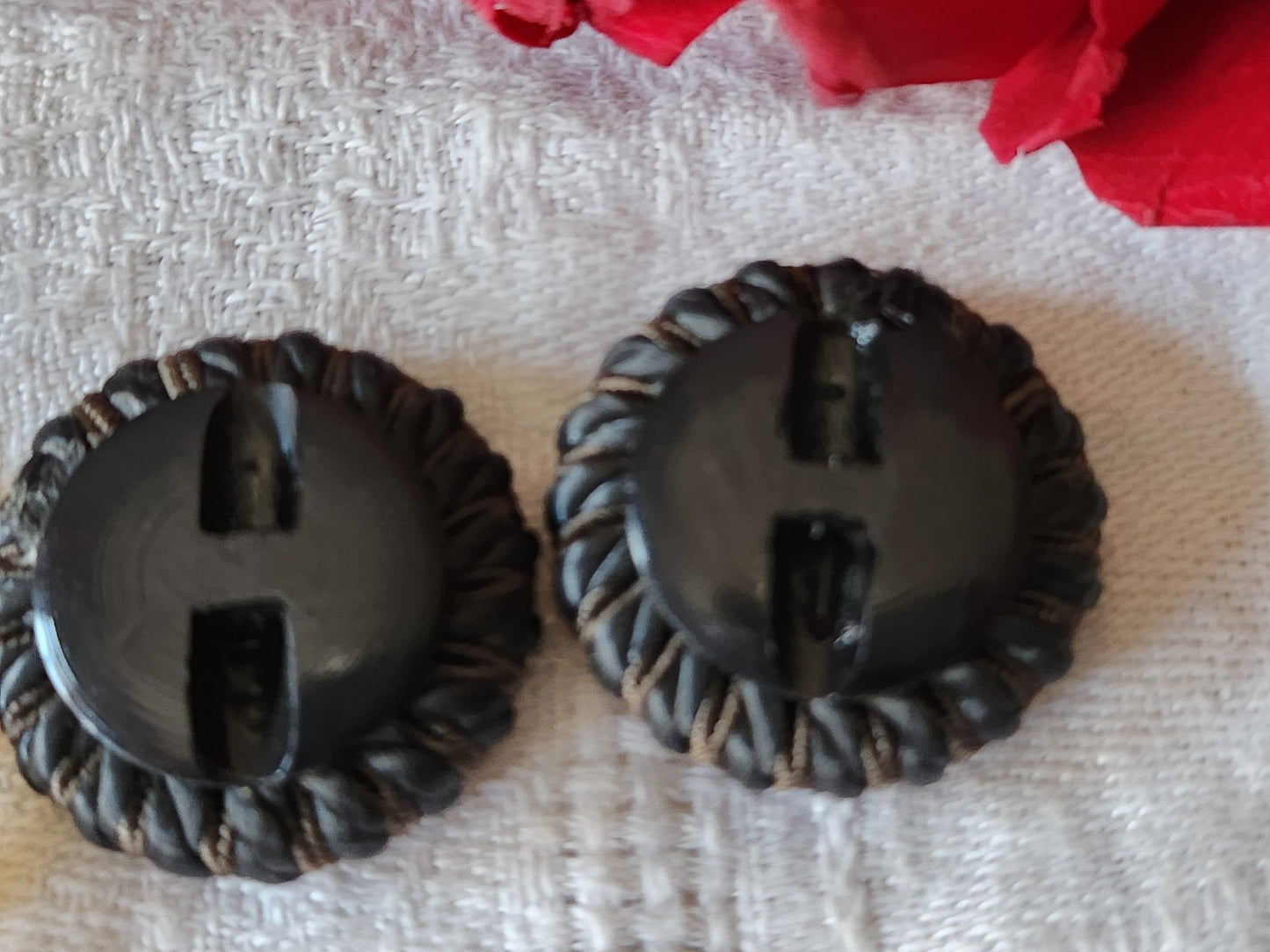 Duo boutons vintage en  passementerie gris marron résine 2,4  cm G15E