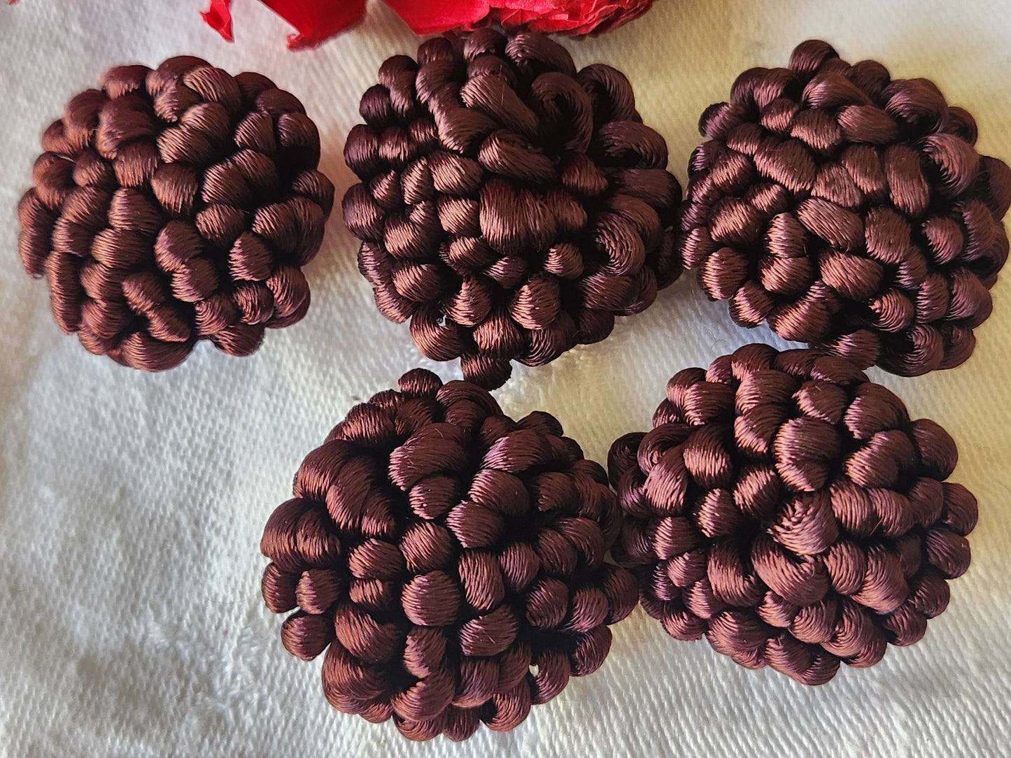 Lot 5 gros bouton ancien marron/lie de vin  passementerie 3,1  cm ref 3750