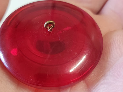 Gros bouton vintage rouge transparent pied laiton 3,9 mm ref 2384