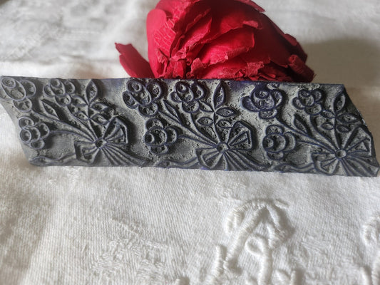 Tampon ancien sans support frise broderie collection fleur n°28-2