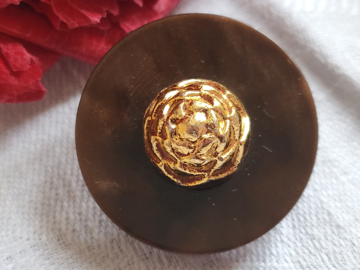Gros bouton ancien cœur doré collection marron pied 3 cm 30 mm D17l