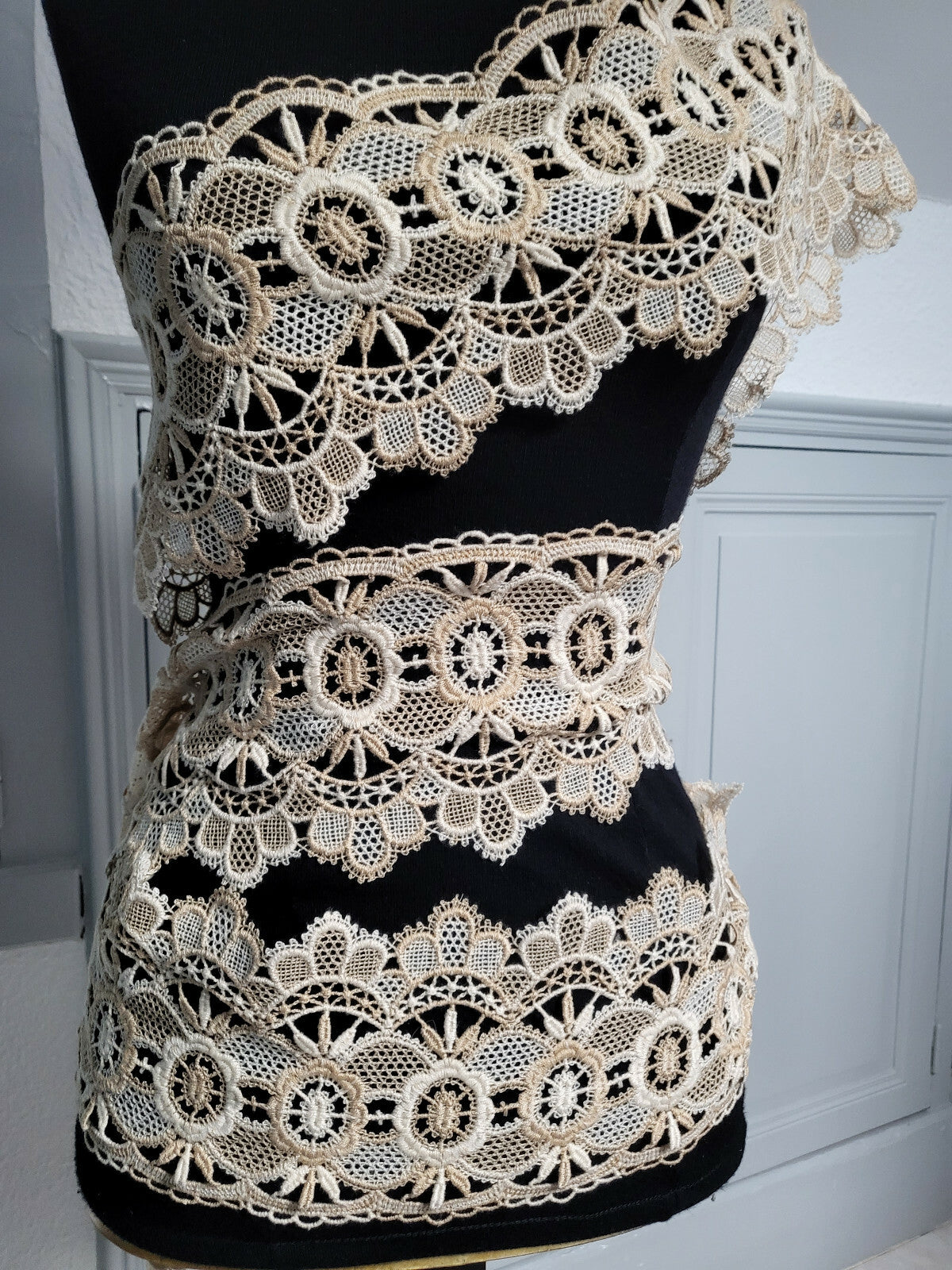 Très large et belle dentelle vintage ancienne style macramé 3 mètres  15,5 cm A1
