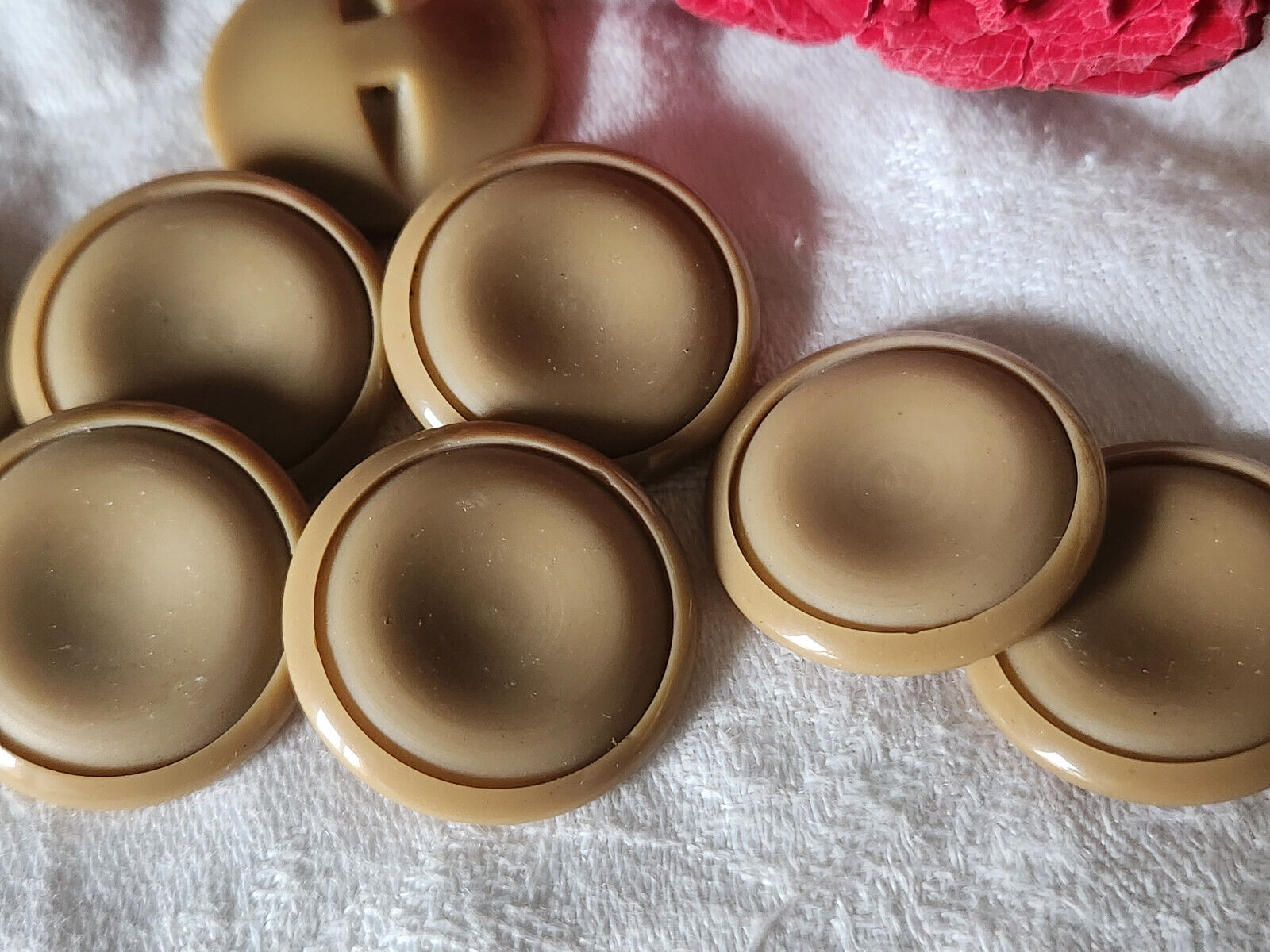 Lot 6 gros boutons vintage marron à pied 2,7 cm ref 5417