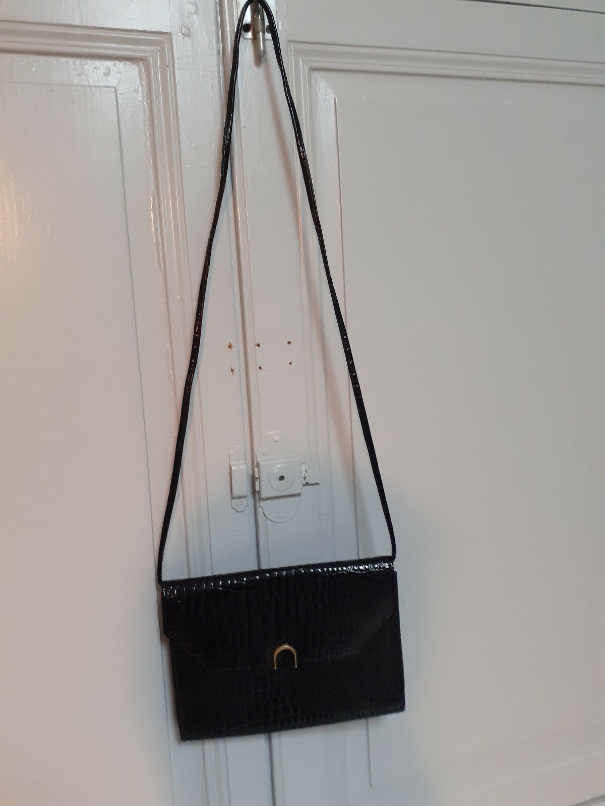 Ancien sac en main noir façon reptile bandoulière vintage retro