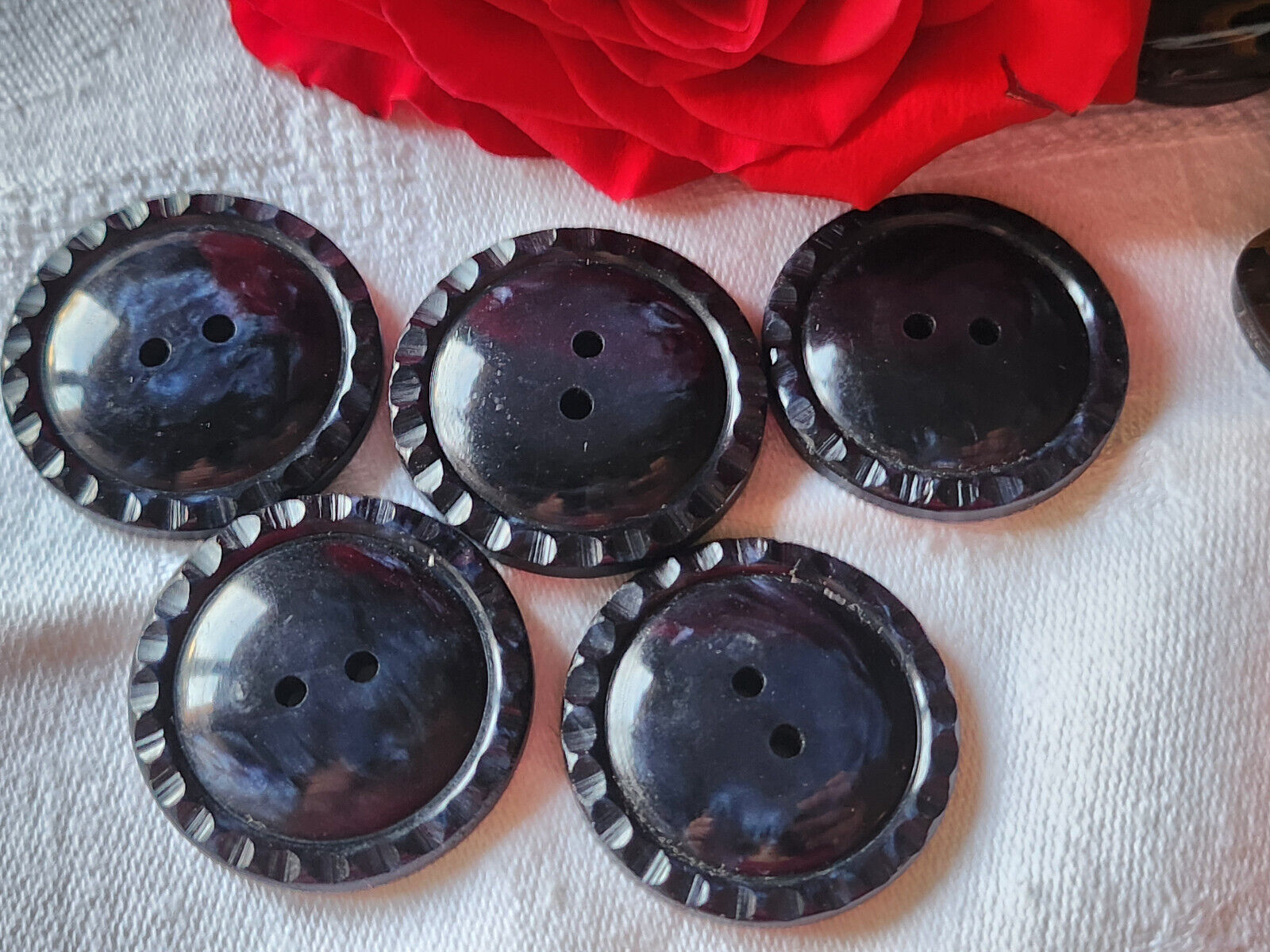 Lot 5 gros  boutons vintage bleu foncé 3 cm marbré  trou ref 1852