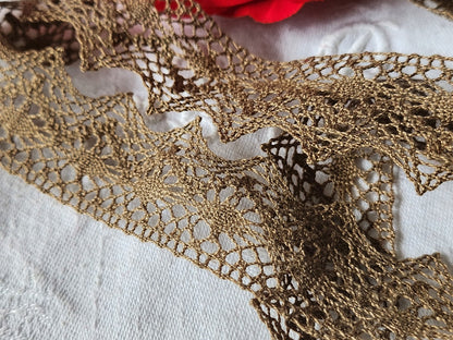 Dentelle vintage marron  coton 3 métres sur 3 cm A6