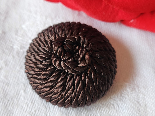 Enorme bouton ancien en  passementerie marron vintage pied 3,2 cm D4N
