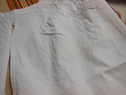 Ancienne culotte fendue panty monogramme BB à nettoyer  ou detourner   B1