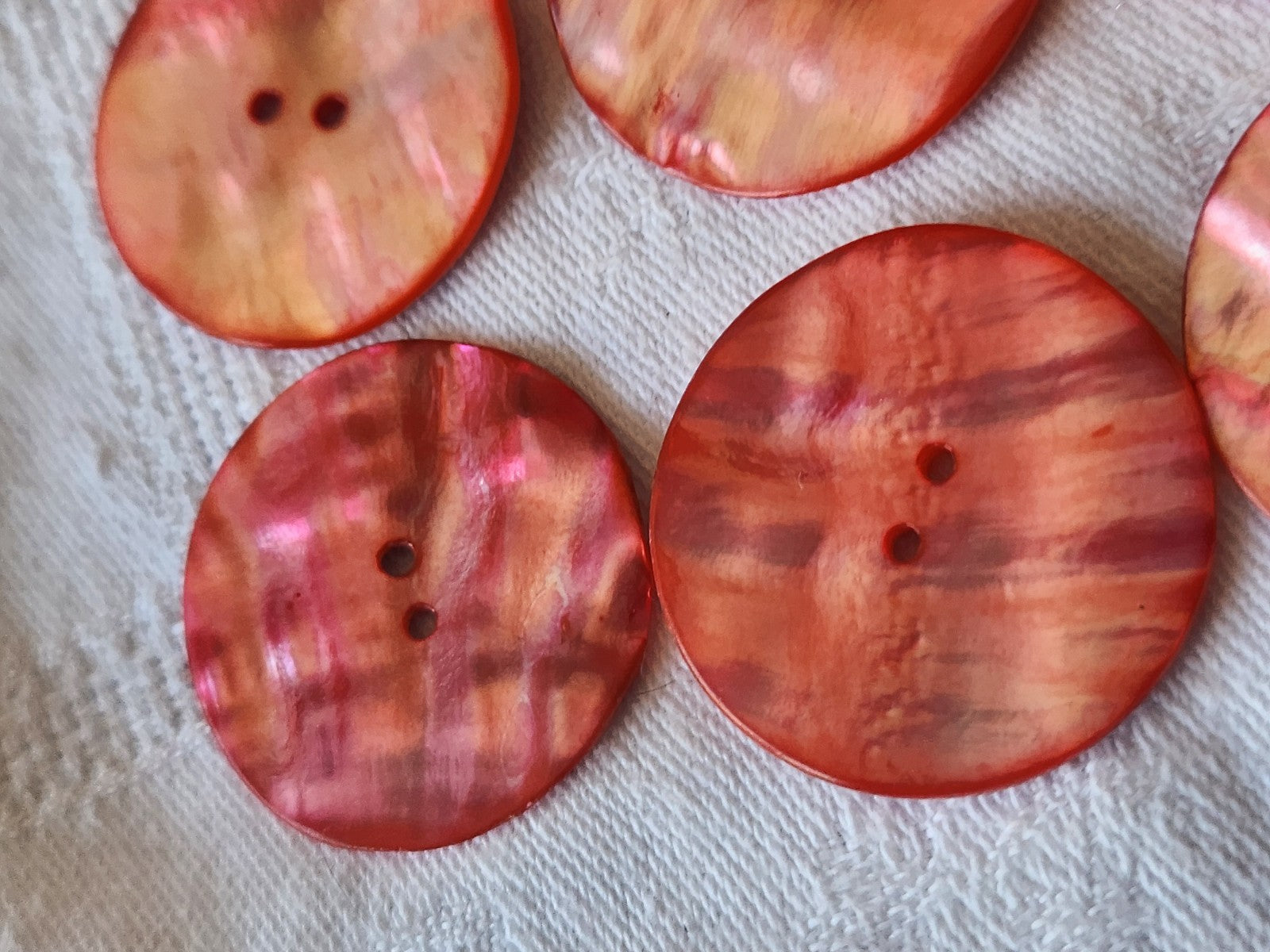 Lot 6 énormes boutons vintage en nacre rose 3,1 cm XXL ref 614