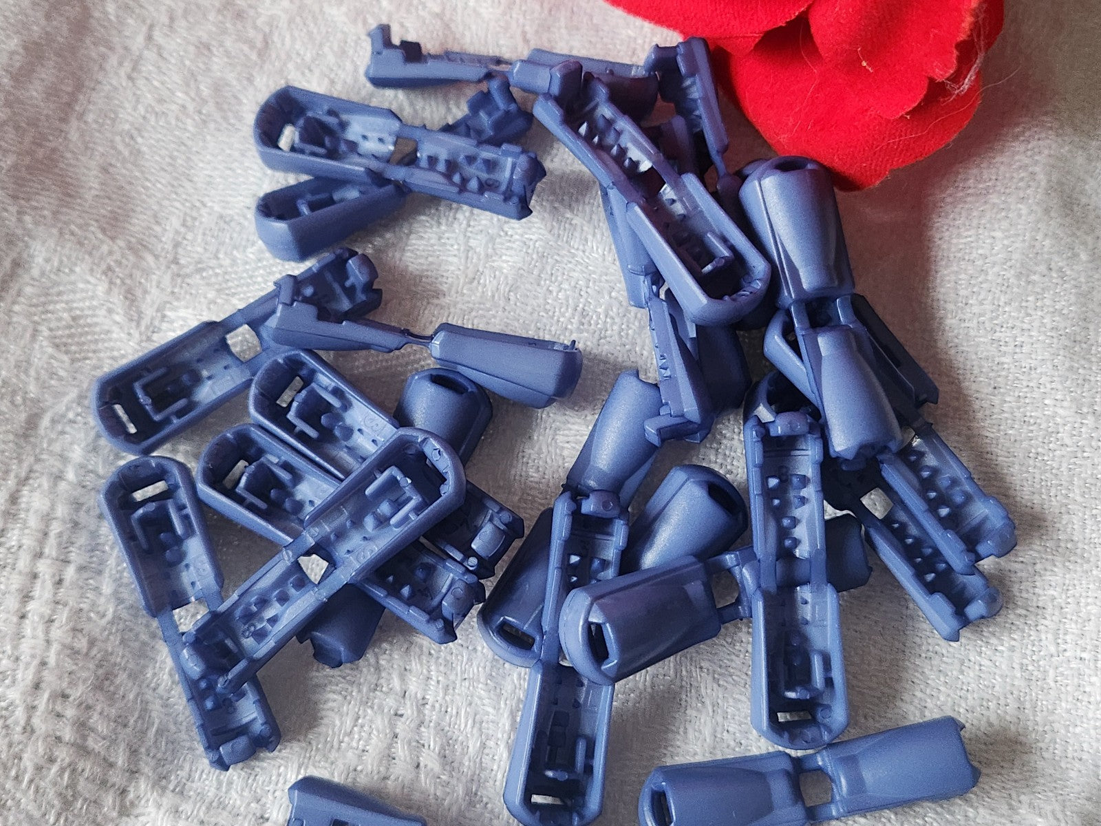 Lot 22 stop cordons bleu taille fermé: 1, 4 cm ouvert 3 cm année 90 ref 5710