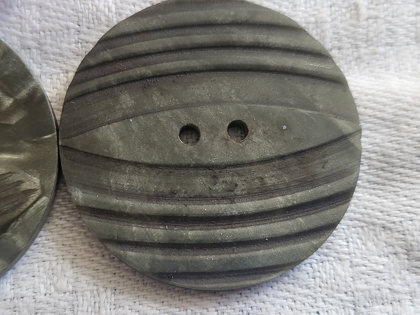 Duo boutons anciens art deco gris jaspé diamètre 3,1 cm G12C