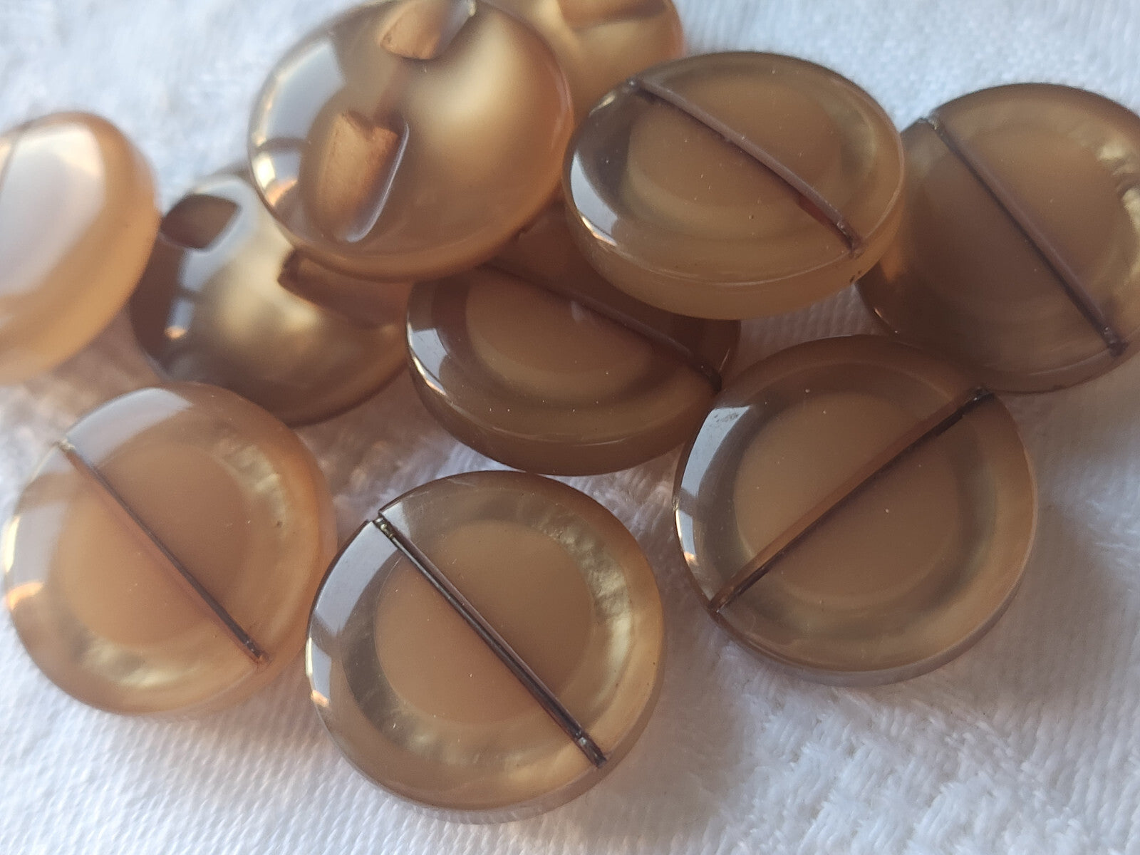 Lot 6 boutons vintage marron nacré  inclusion 1,9 cm épais pied ref 0028