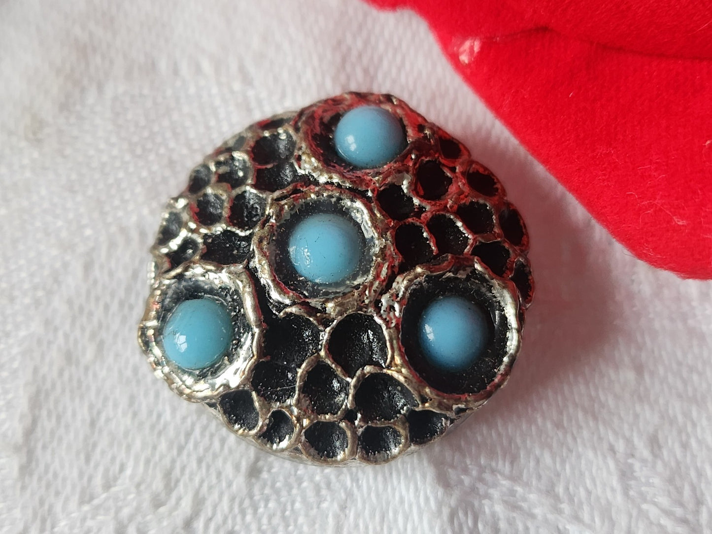 Collection bouton en résine argenté perle bleu vintage pied 2,4 cm refr 1401