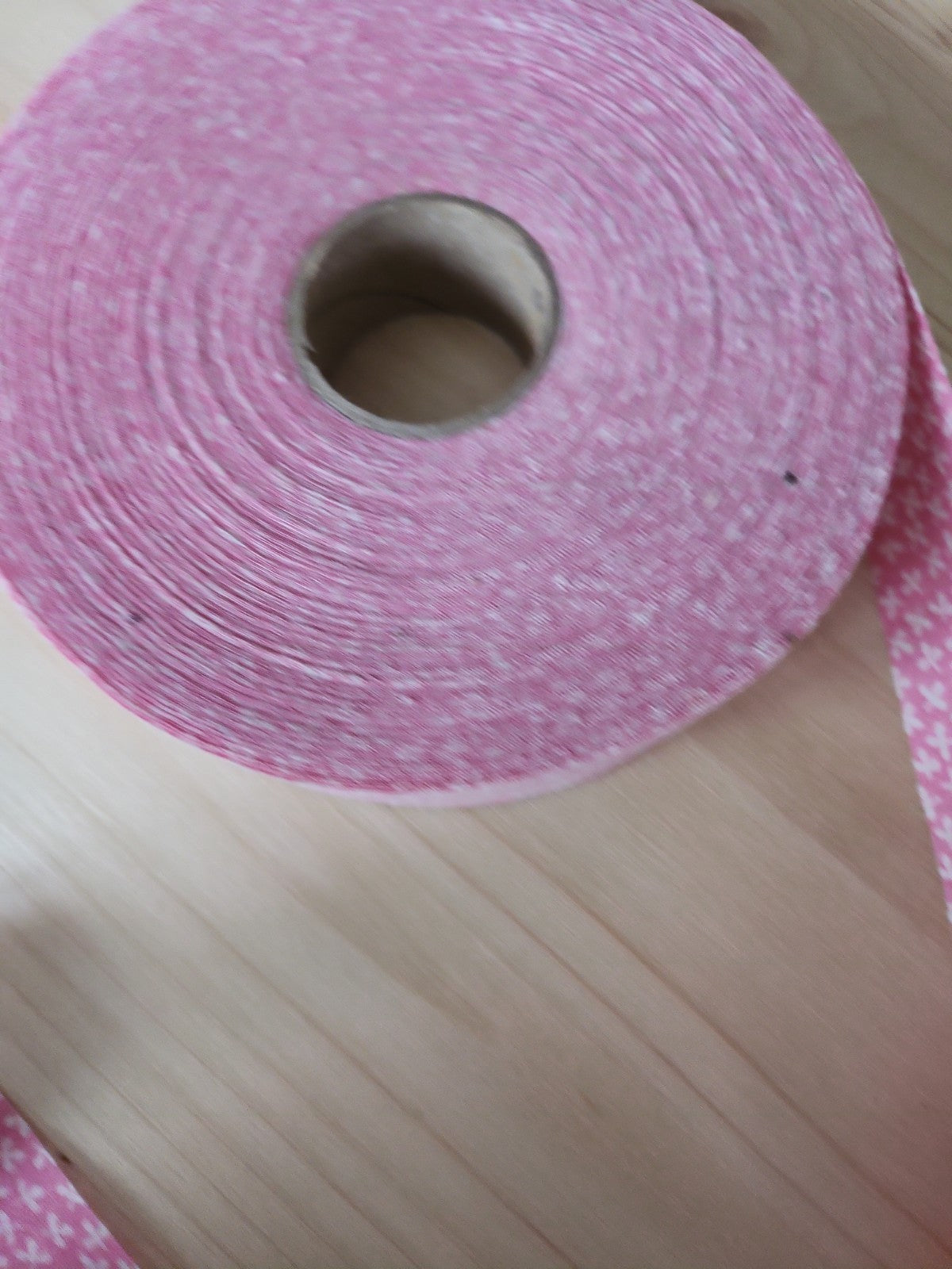 Rouleau biais vintage coton rose shabby largeur de 4 cm  B4