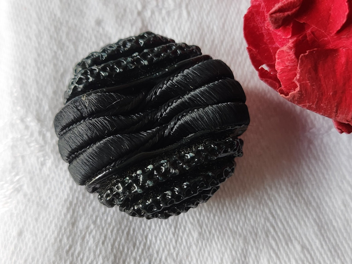 gros bouton vintage résine et passementerie noir 2,7 cm G13Q